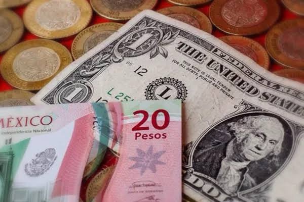 Peso mexicano se fortalece a mínimos históricos: Dólar abre por debajo de los 18.50 pesos ante datos de inflación en EE.UU.