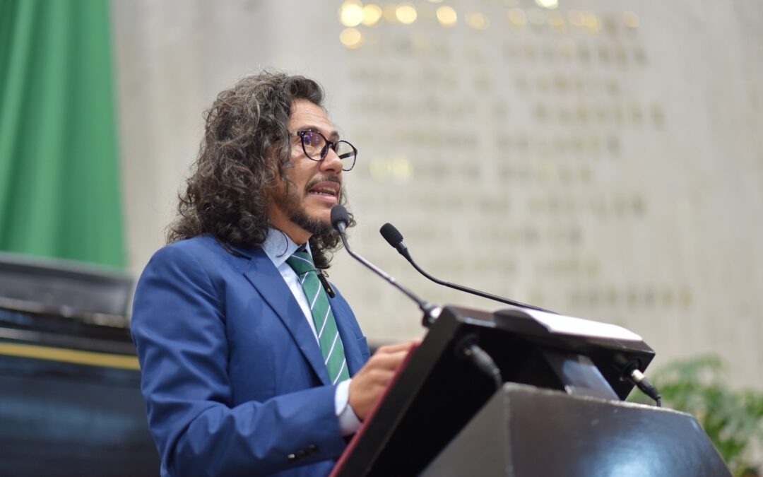 Presentan Iniciativa para castigar el ciberacoso en Veracruz