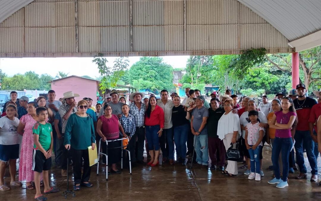 Esteban Bautista refuerza su compromiso con la comunidad de Paso de Ganado