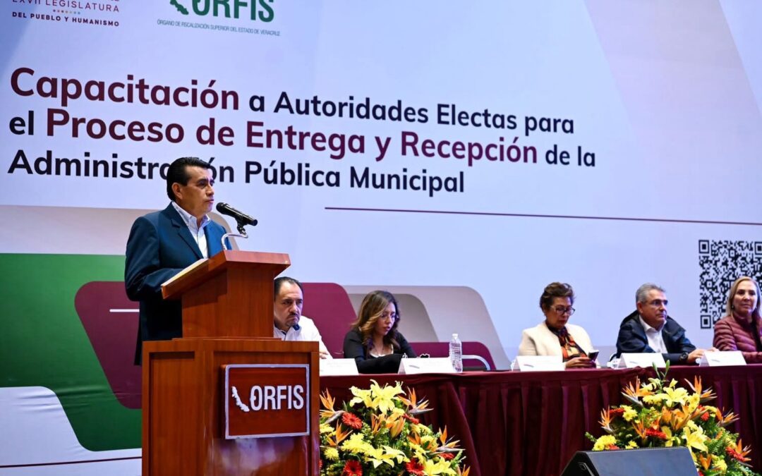 Esteban Bautista lidera capacitación a autoridades electas en Boca del Río para procesos de entrega-recepción municipal
