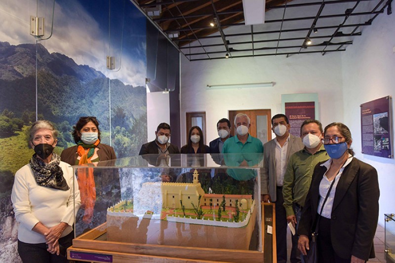 Llega maqueta del Convento Franciscano de Xalapa al Muxa