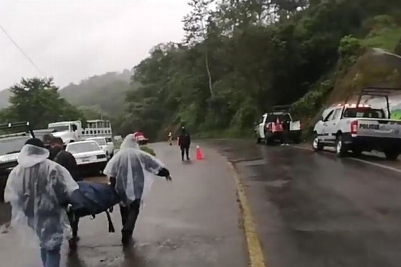 Abandonan cuerpo desmembrado en bolsas negras en Huatusco, Veracruz