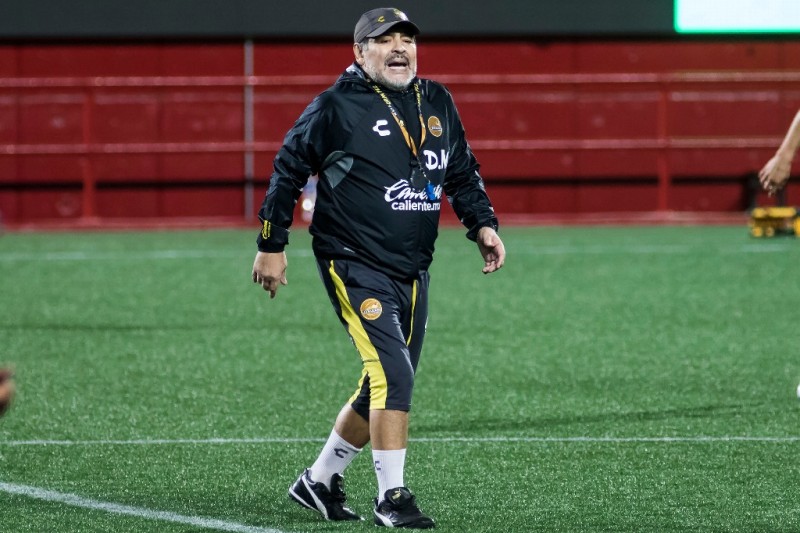 Maradona y su paso por los Dorados