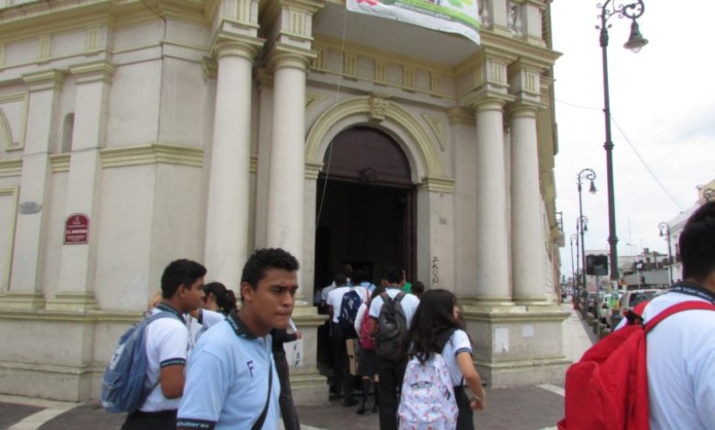 Alerta por amenaza de bomba en Colegio Bachilleres de Veracruz