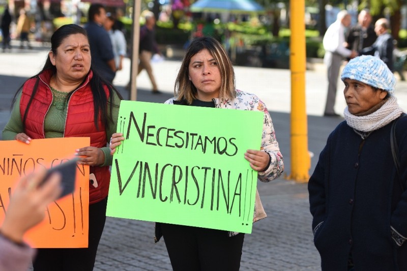 ‘Va a llegar poco medicamento para el cáncer’, afectada tras reunión con Cisneros Burgos