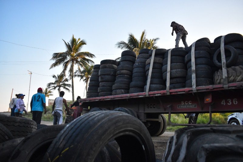 Coatzacoalcos envía más llantas a planta recicladora