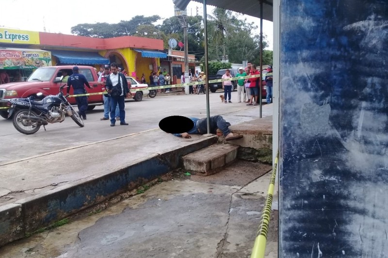 Ejecutan a presunto narcomenudista en Chinameca, Veracruz