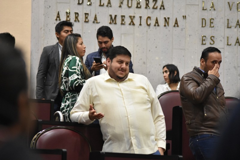 Piden juicio político contra ex diputado de Morena, Erik Aguilar