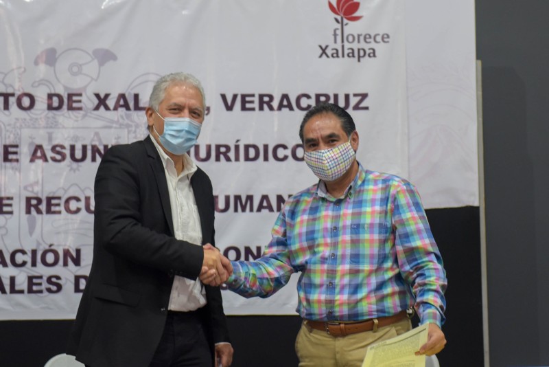 Acuerdan ayuntamiento de Xalapa y Sindicato CROC incremento salarial