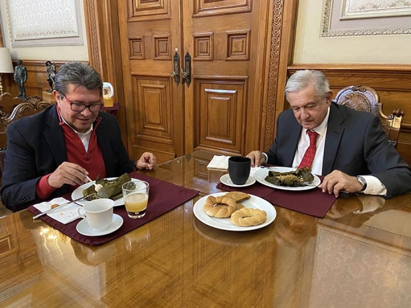 Presidente dialoga con senador Ricardo Monreal sobre iniciativas de reforma en beneficio de las y los mexicanos