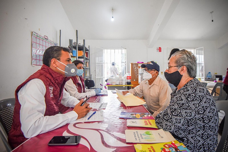 Brinda Ayuntamiento asesoría jurídica a mujeres