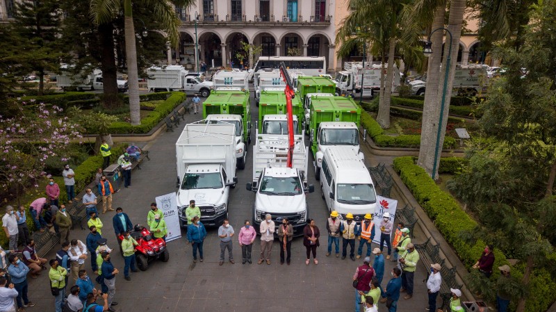 Entrega Ayuntamiento unidades para mejorar los servicios públicos