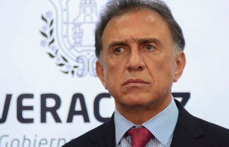 Liberarían orden de aprehensión contra Yunes Linares por delincuencia organizada