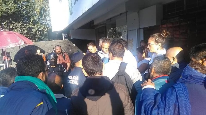 Denuncian trabajadores detención ilegal de su dirigente sindical