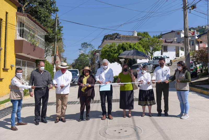 Entrega Ayuntamiento obras por 4 millones en Santa Rosa