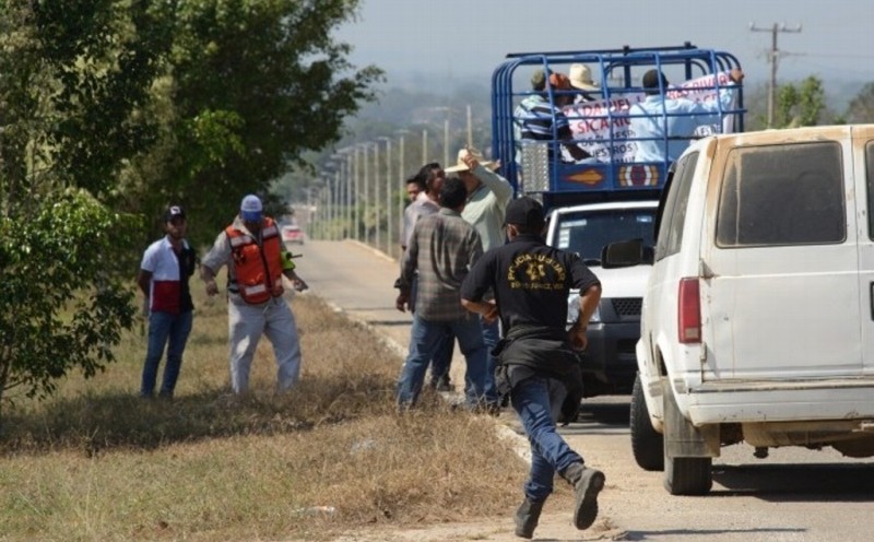 Es un terror pasar por Sayula de Alemán, Veracruz; pedimos al gobierno que nos ayude: autodefensas