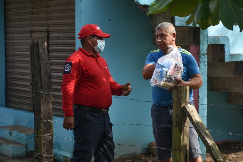 Atiende Gobierno Municipal de Coatzacoalcos a familias afectadas por lluvias